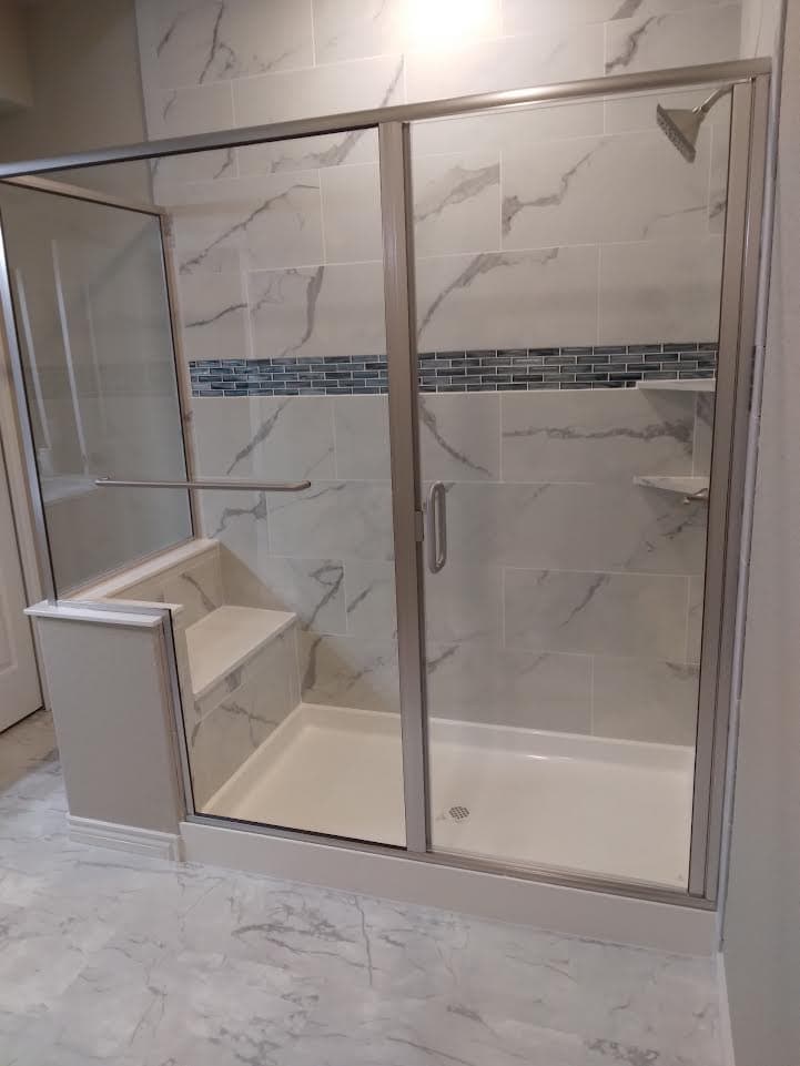 Bathrooms remodel by Fortune Homes